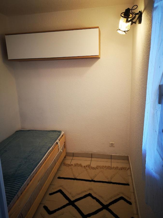 Apt T2/4 Pers/ Rez De Jardin\Pinede\Piscine Agde Eksteriør billede